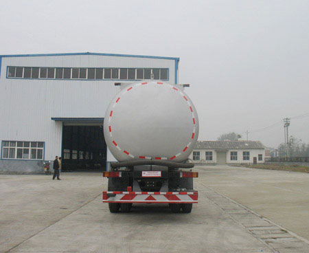 楚勝牌CSC5317GFLB型粉粒物料運(yùn)輸車
