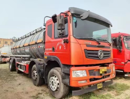 二手9類危險品全塑罐式車