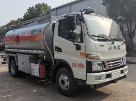 7.5方江淮駿鈴V5加油車_楚勝牌CSC5091GJYJH6型加油車